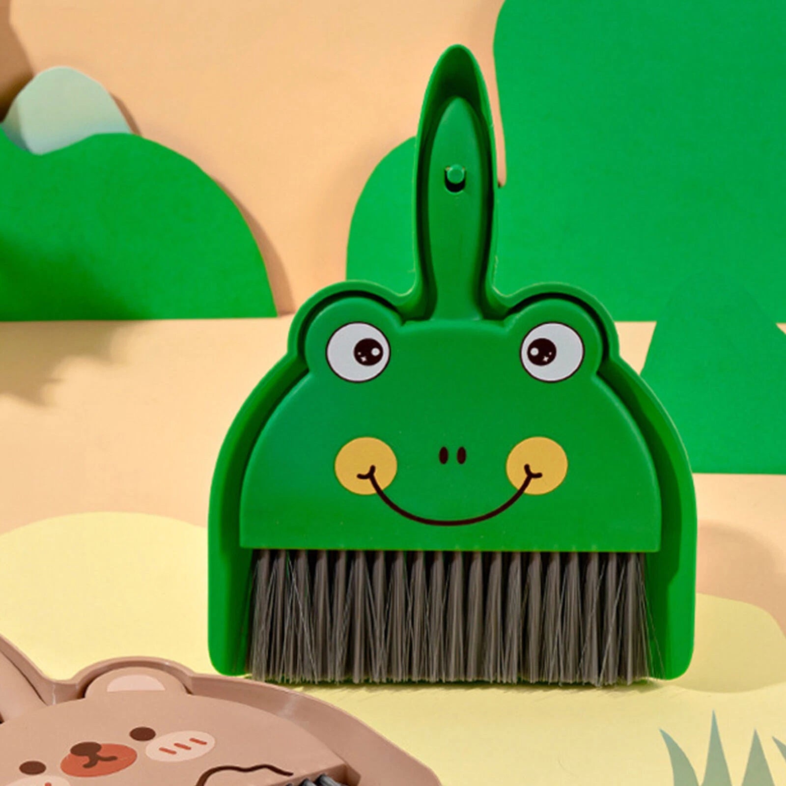 Dustpan and Brush Set Cartoon Mini Portable Cleaning Broom with Dust Pan
