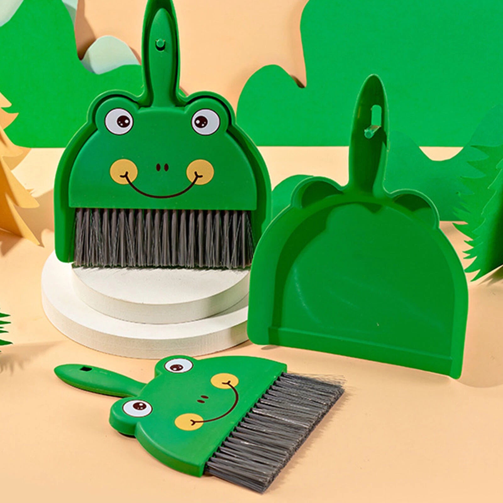 Dustpan and Brush Set Cartoon Mini Portable Cleaning Broom with Dust Pan