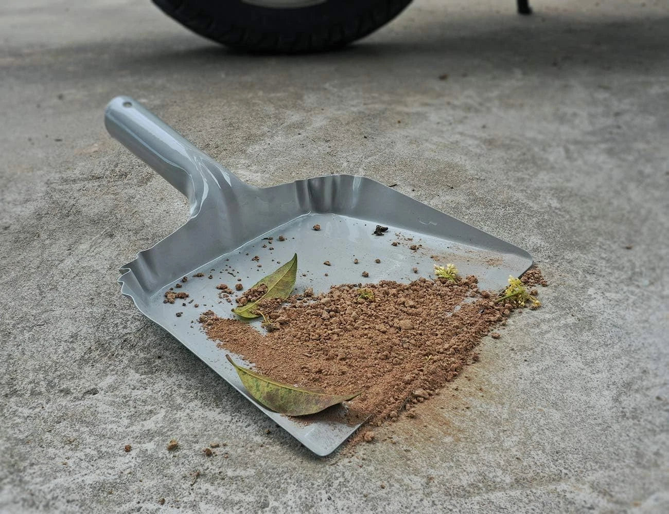 Metal Dust Pan and Brush Set Soft Bristle Wooden Broom Heavy Duty Pan
