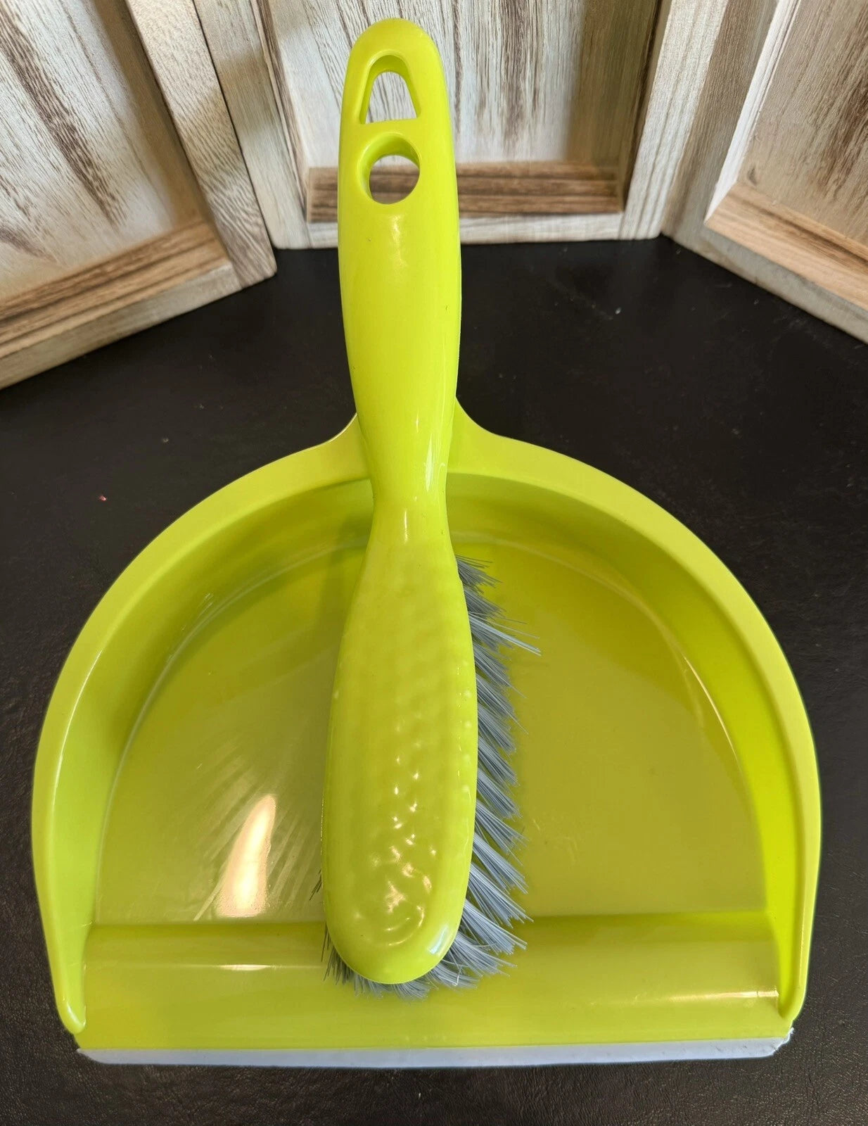 Dust pan Broom Brush Dustpan - Small Broom and Dustpan Set, 1pcs Green