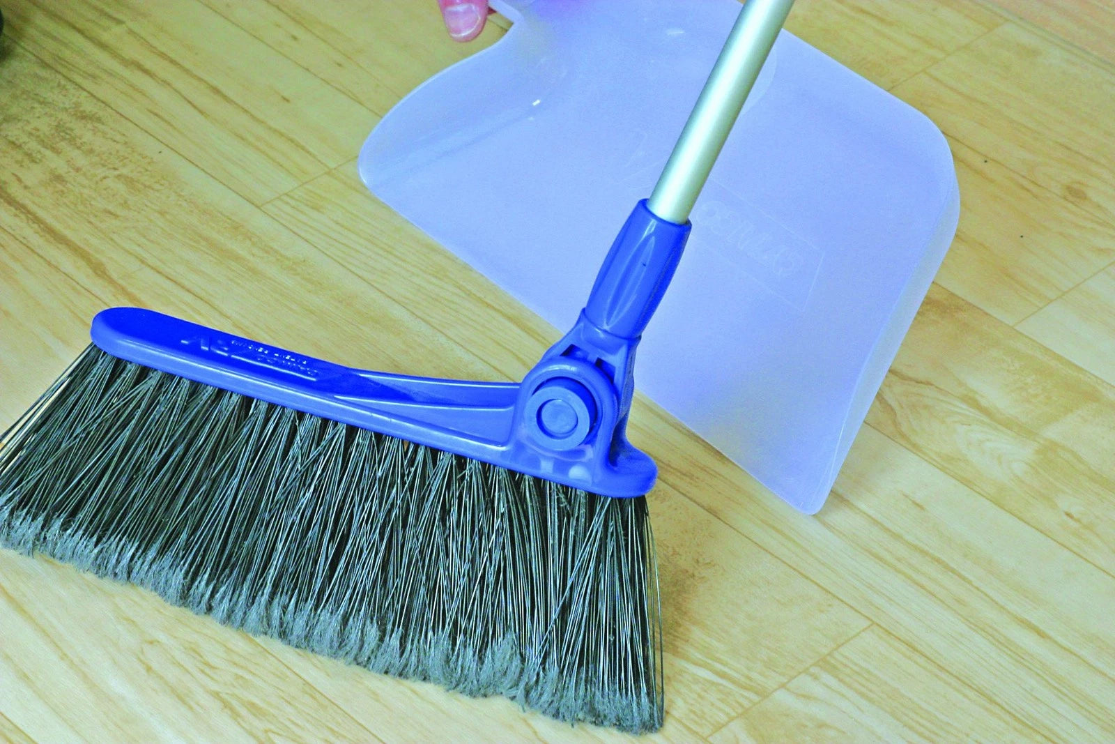 Camco Adjustable Broom and Dustpan Set for RV Home Camping Portable Cleaning